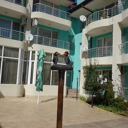 Ξενοδοχείο Complex Nev 3*