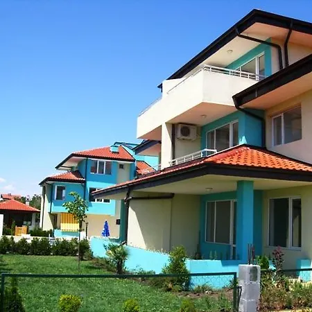Ξενοδοχείο Complex Nev 3*
