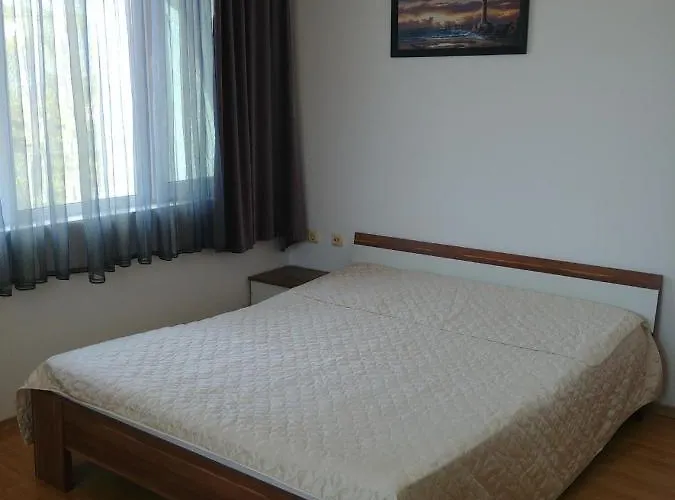 Complex Nev Szálloda Burgasz