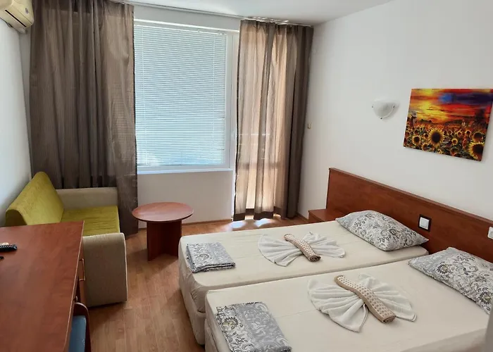 Szálloda Complex Nev 3*